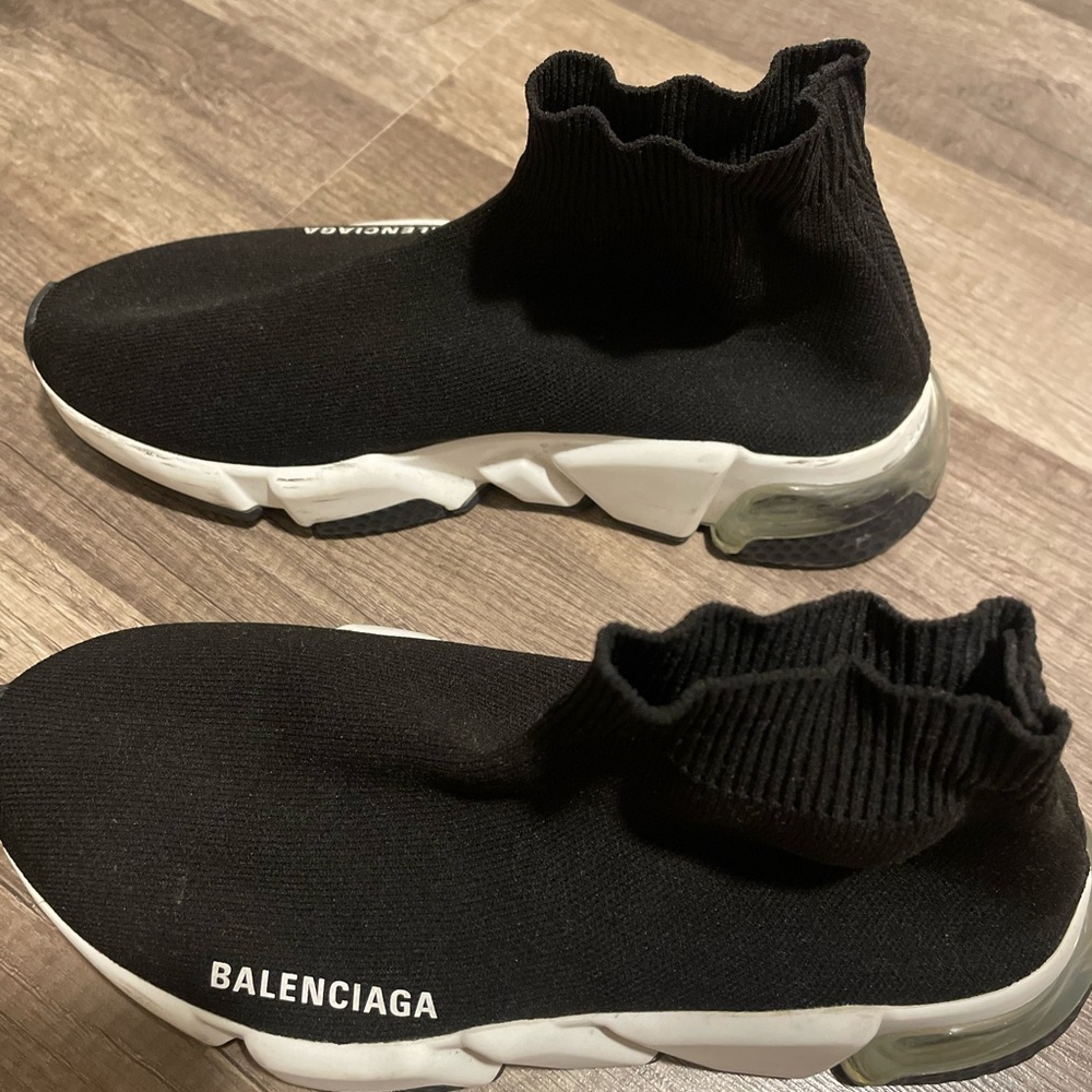 Balenciaga Black Knit Sneakers with White Sole - Picture 2 of 7